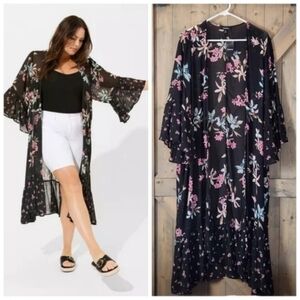 Torrid Orchid Gardens Floral Deep Black Crepe Ruffle Kimono Size 3X